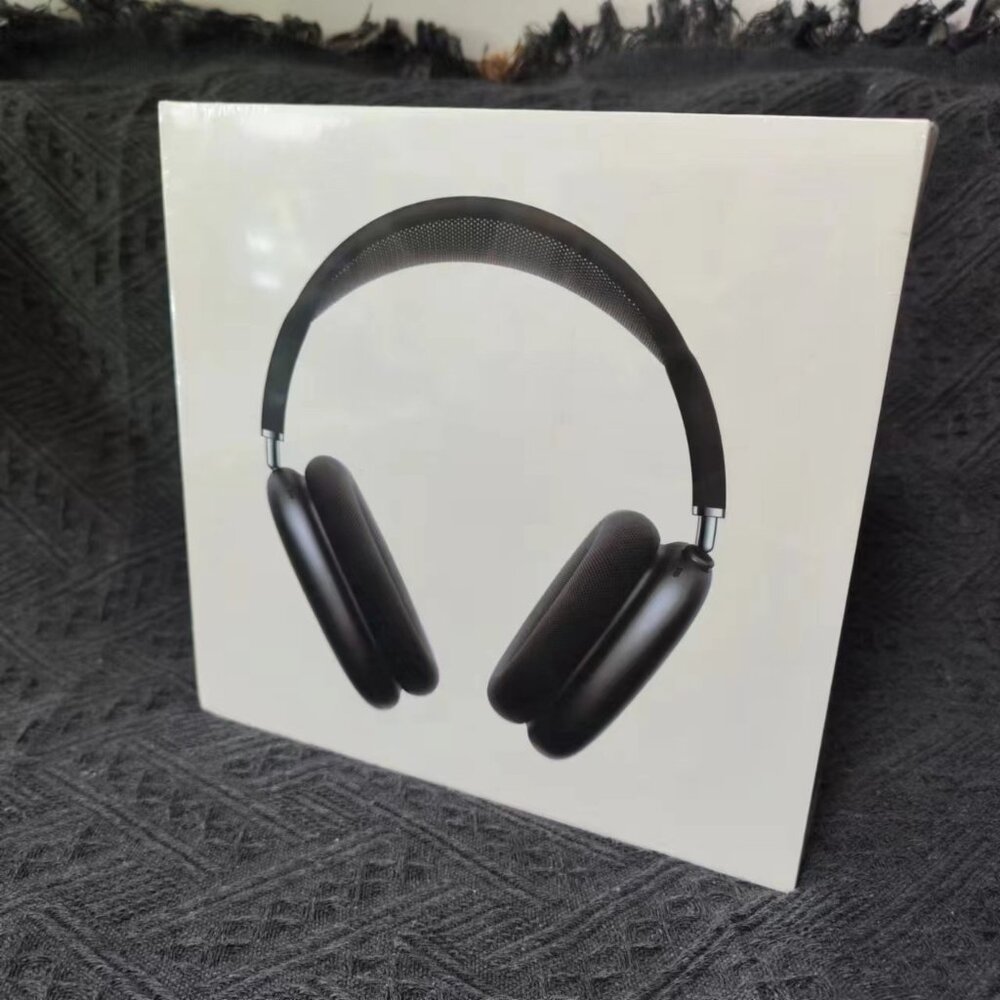Apple AirPod Pro Max - Black with charger (original box) - Picture 3 of 4